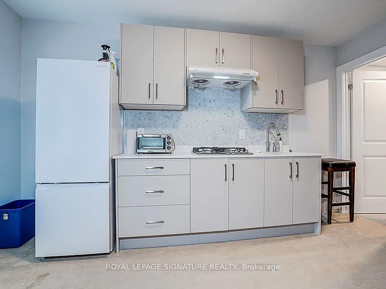 252 Annette St #3 — Photo 8