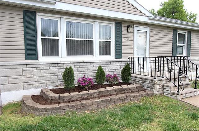 1st image of 7709 General Sheridan Ln