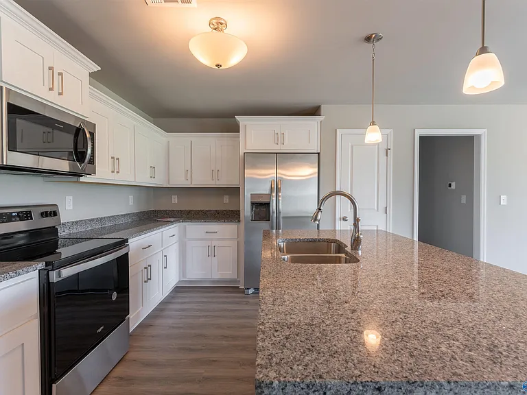 118 Ocean Springs Ave — Photo 8