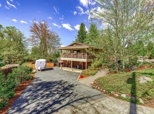 2055 Ridge Way, Medford, OR 97504