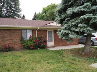 20183 E Forteen Mile Rd, Clinton Township, MI 48035