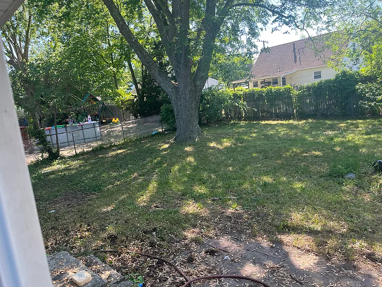 1006 Mercer Dr — Photo 8