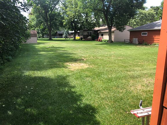 5th image of 717 Pearson Pkwy