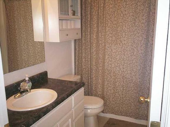 3rd image of 2383 Colfax Ln