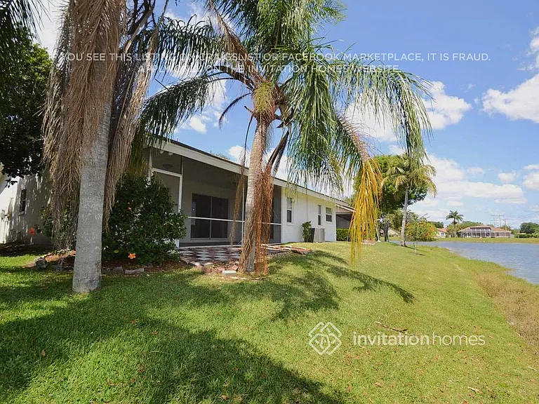10320 NW 48th Ct — Photo 10