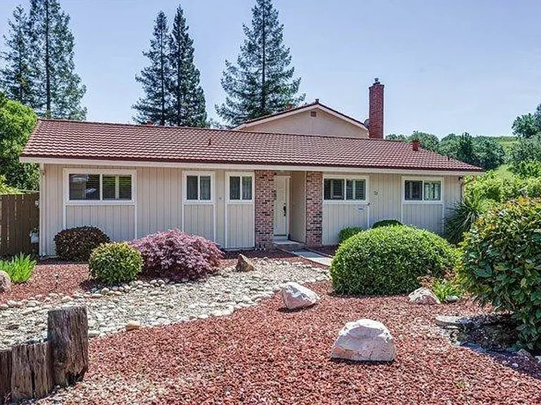 Carpenter Ct — Photo 2