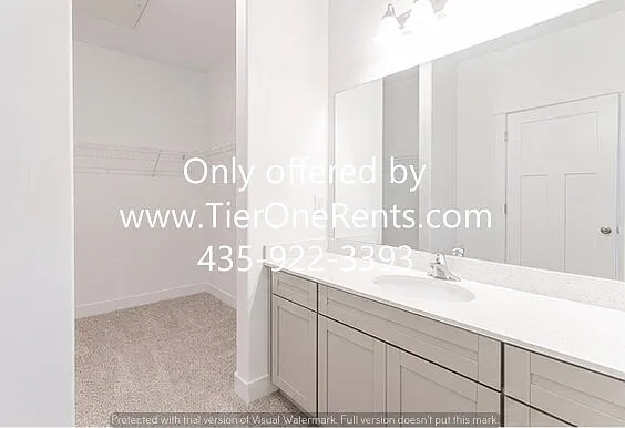13606 S Hanley Ln #R202 — Photo 8