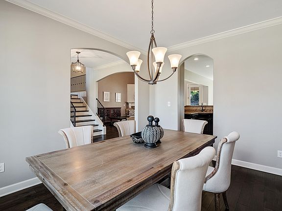 5th image of 3157 Brunswick Forest Cir W