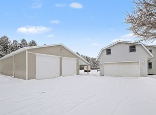 3459 44th St, Hamilton, MI 49419