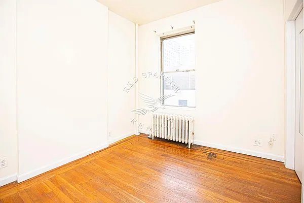 Rented by Red Sparrow Realty Group | media 32