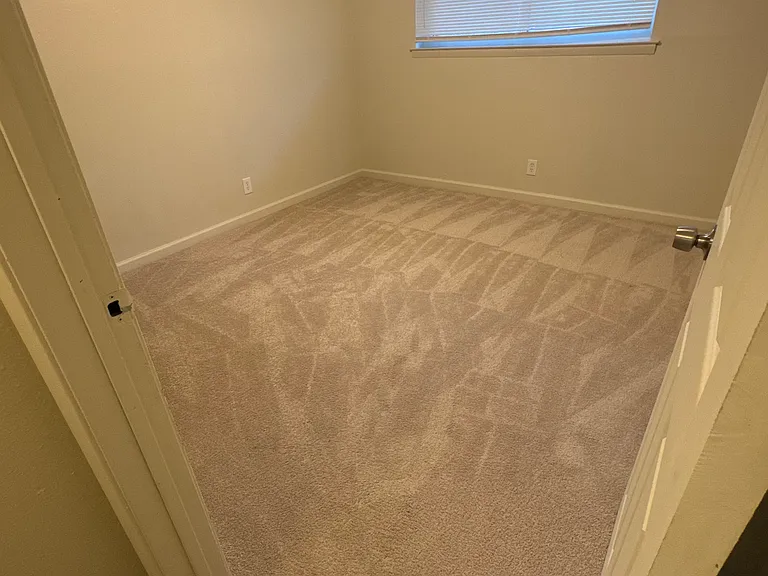 Central North Apartments — Photo 11