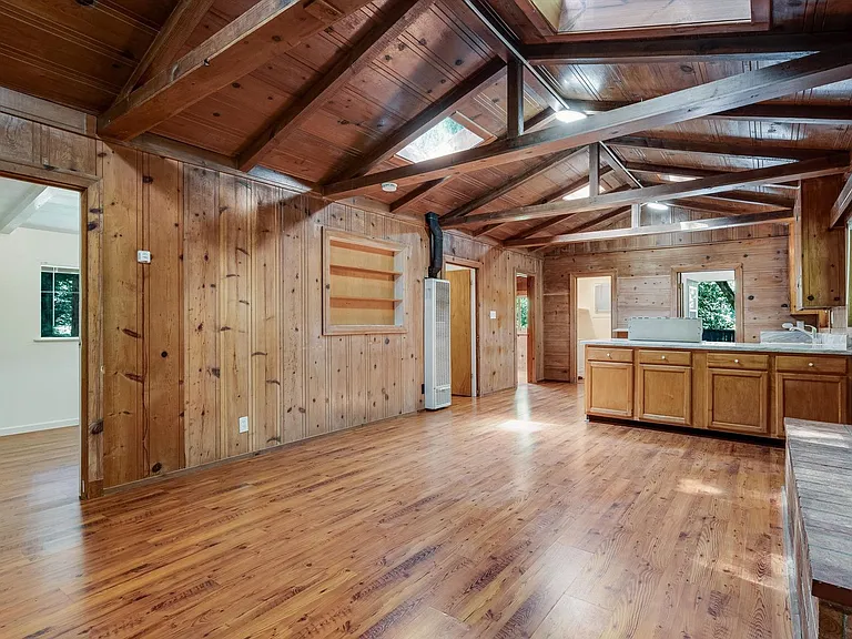 11075 Dell Ave — Photo 4
