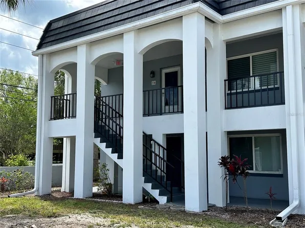 8651 10th St N APT 236, Saint Petersburg, FL 33702