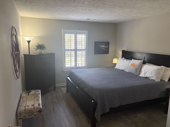 4th image of 342 Pinehurst Dr. #12E