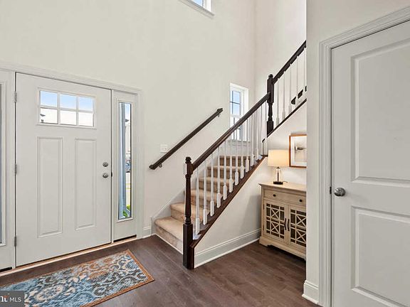 2nd image of 1311 Carrick Ct