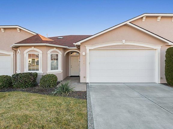 2nd image of 9624 Vincenzo Dr