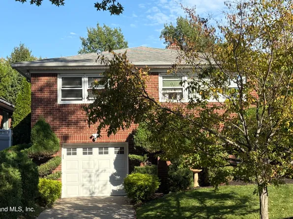 755 Oakland Ave, Staten Island, NY 10310