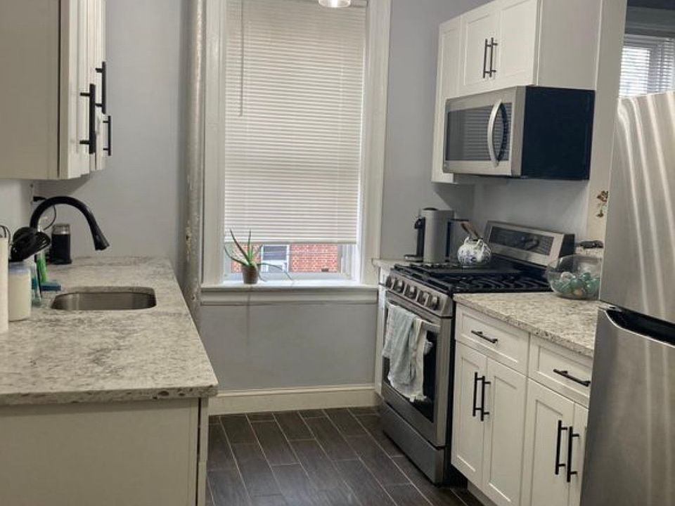 1st image of 7812 Hudson Ave #2