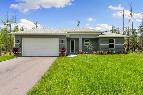 343 Desoto Blvd N Photo 1