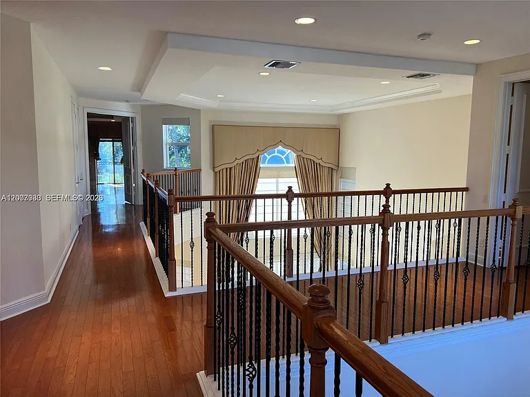 19471 NE 14th Ct — Photo 43