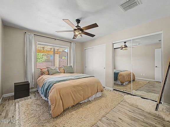 4th image of 681 W Ash Ridge Dr