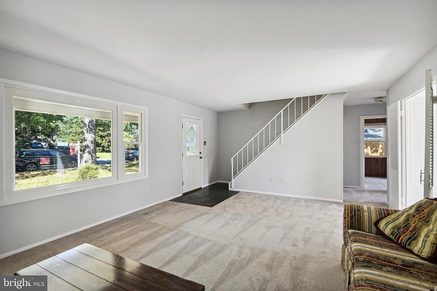 5 bed, 1512 sqft, $3,995 — Photo 3