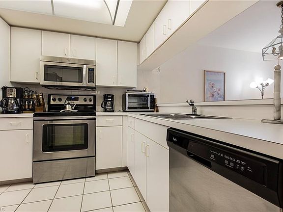 5th image of 7240 Coventry Ct APT 316