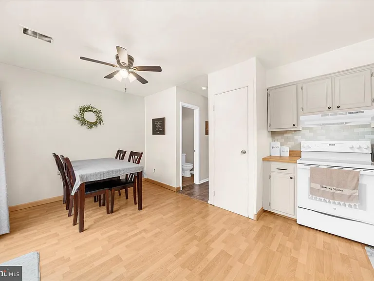 1802 Walnut Ridge Est — Photo 11