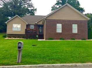 110 Whisper Woods Dr, Somerset, KY 42503