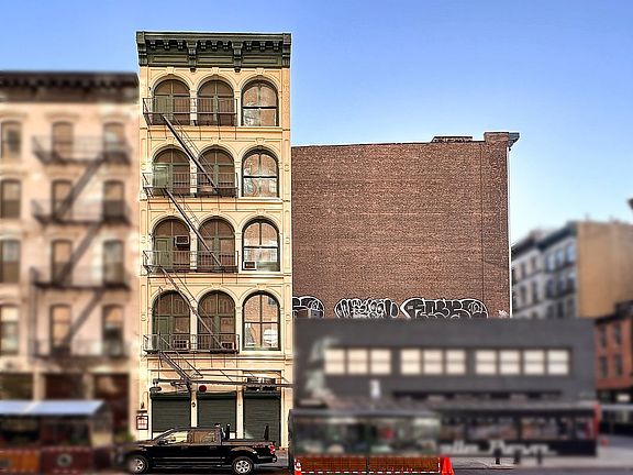 3rd image of 34 Walker St
