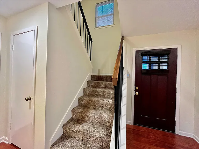 3038 Sam Houston Dr — Photo 12