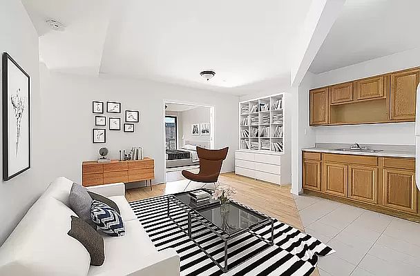 1st image of 202 E 110th St APT 5B