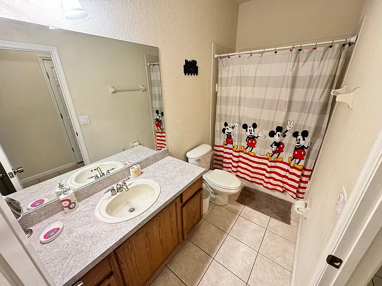 4986 Thames St W — Photo 29