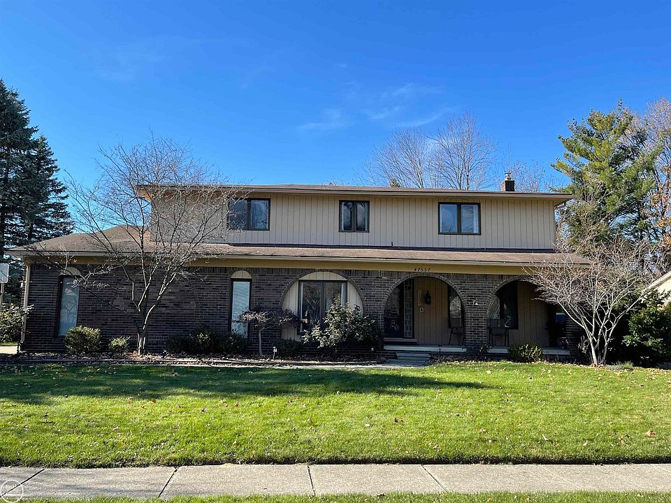 1st image of 47557 Liberty Dr