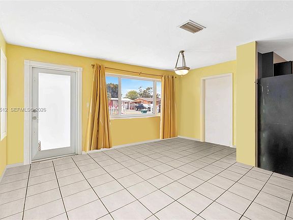 4th image of 14461 SW 285th St