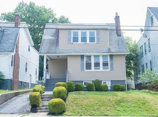 280 Nesbit Ter, Irvington, NJ 07111