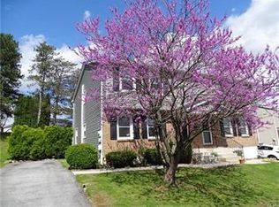 501 Banks St, Northampton, PA 18067