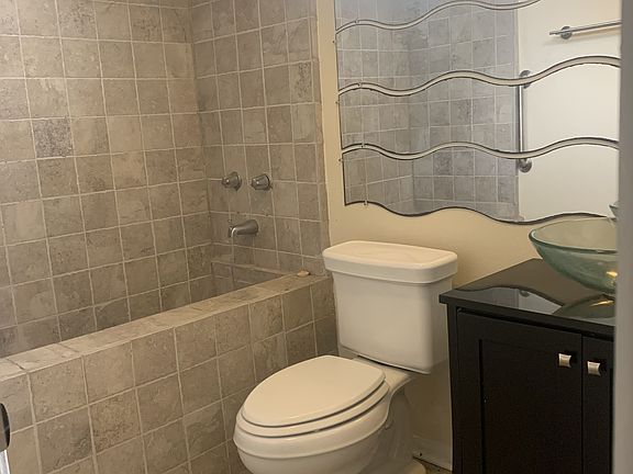 4th image of 2609 Panama Dr