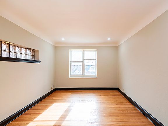 4th image of 6651-6653 Devonshire Ave #53A
