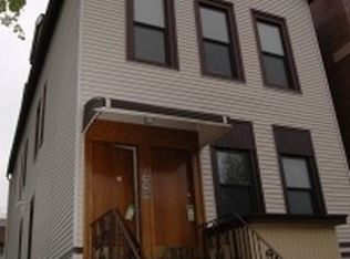 1354 W George St APT 1, Chicago, IL 60657