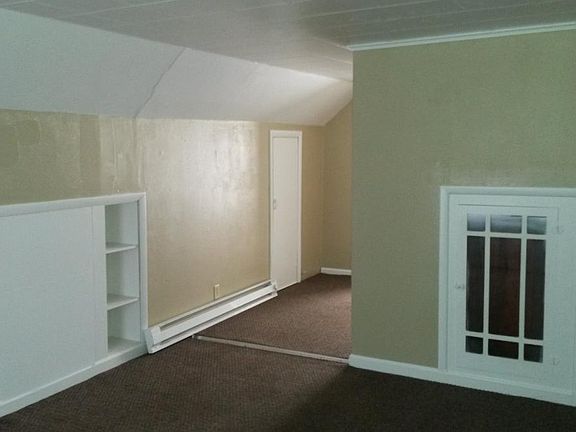 Upstairs bedroom