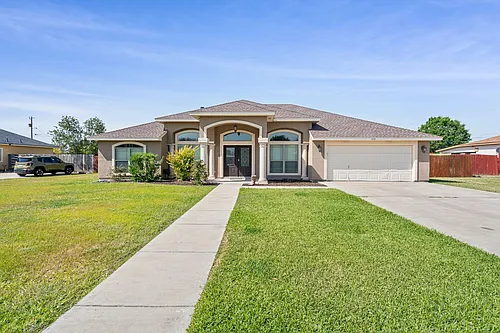 102 Yellowstone Dr Photo 1