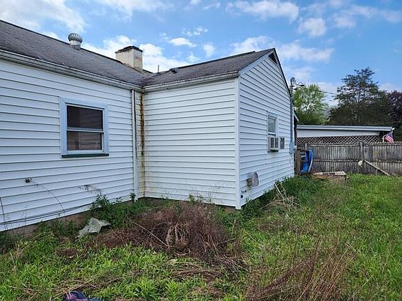 5th image of 473 Meadow Rd