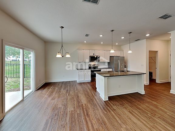 5th image of 8553 Highfield Ave