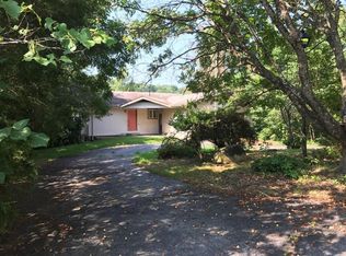 484 Arrowhead Cir, Rockaway Beach, MO 65740