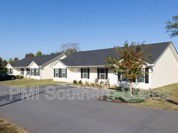 217 Walnut Hill Dr Unit A, Easley, SC 29642