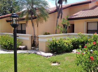 5453 Governors Dr, Fort Myers, FL 33907