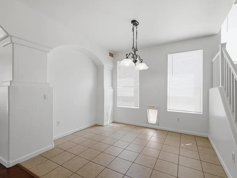 13448 W Berridge Ln — Photo 10