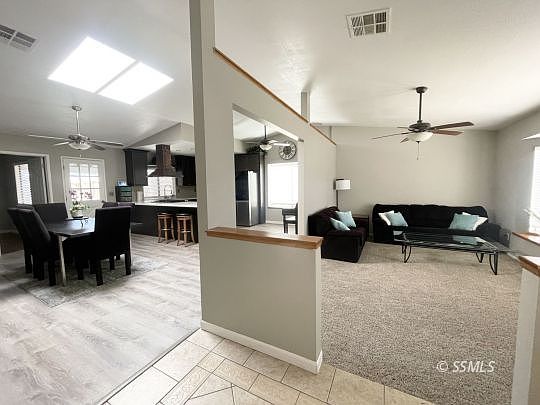 5th image of 208 Chambers St