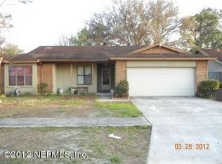 8110 Sable Woods Dr N, Jacksonville, FL 32244
